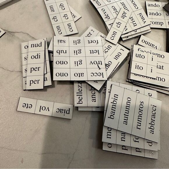 🧲 magnetic poetry Kit Italiano Edition Italian magnetic poetry - Picture 4 of 8